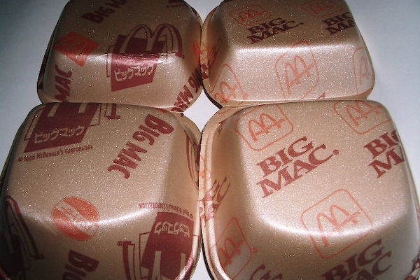 マクドナルドに取材！ 発泡スチロールの容器はいつなくなった？