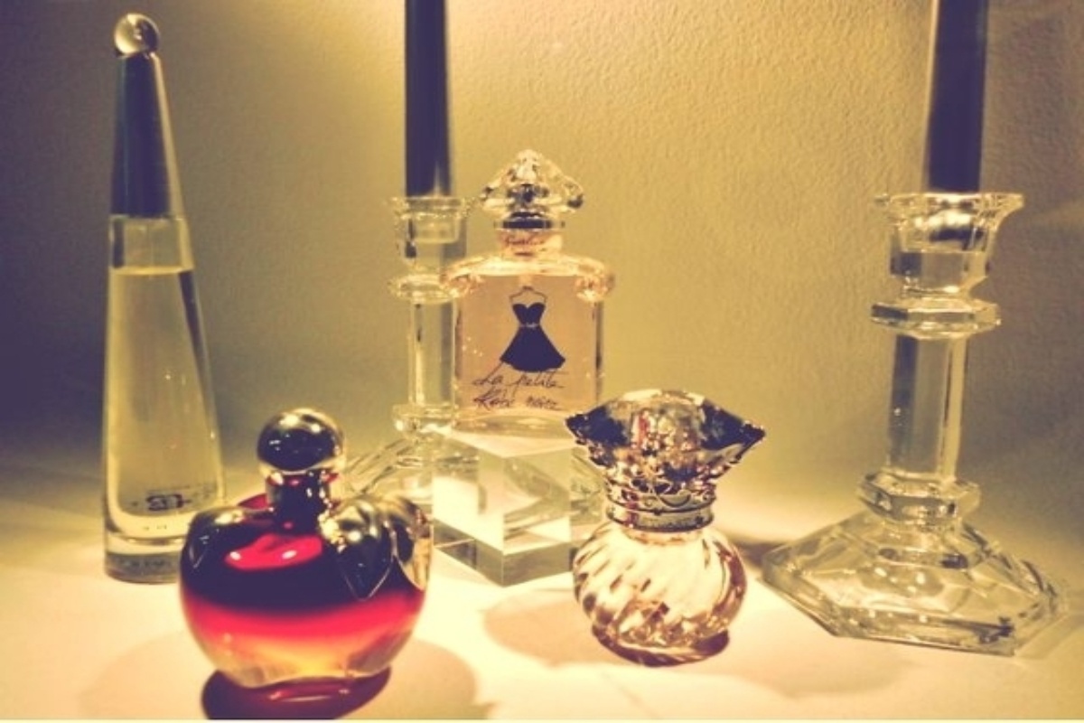 まずは香りのイメチェンから キャラクターに合った香水の選び方 付け方