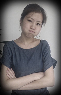 咄嗟に出るこんな仕草がモテを遠ざけているのかも!?